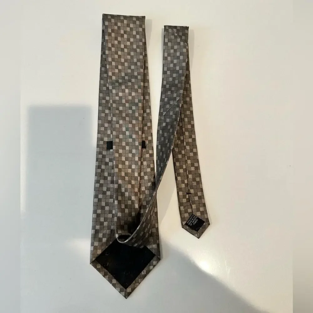 DKNY Men’s 100% Silk Gray and Khaki Beige Check Tie